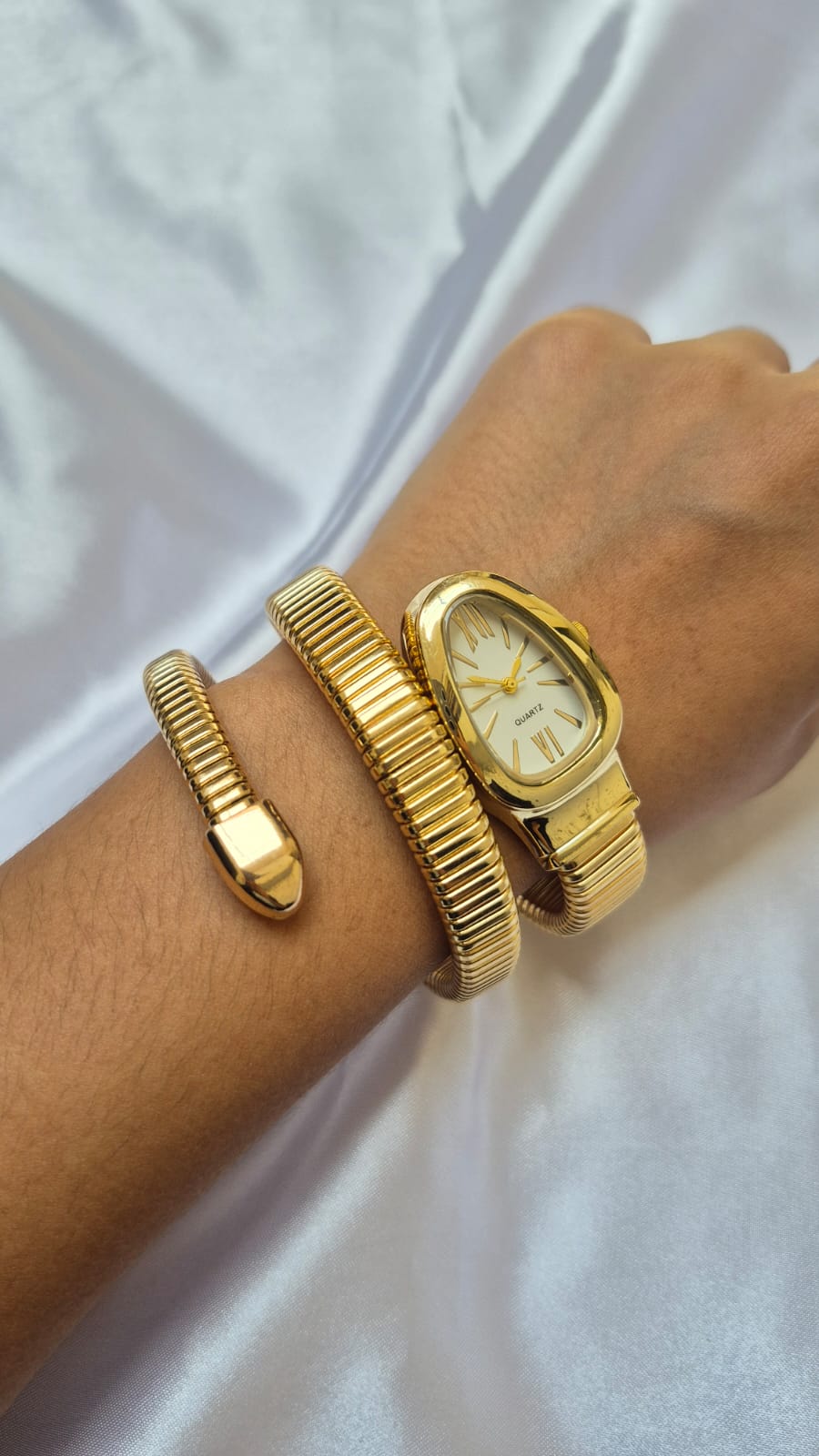Serpentina Gold Watch