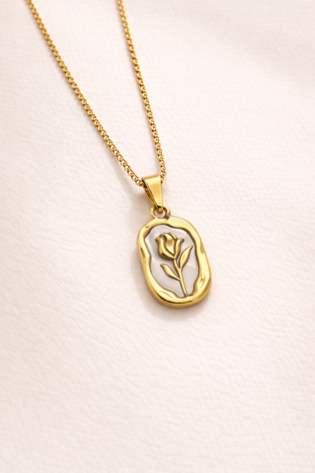 Golden Rose Necklace - Anti-Tarnish Stainless Steel