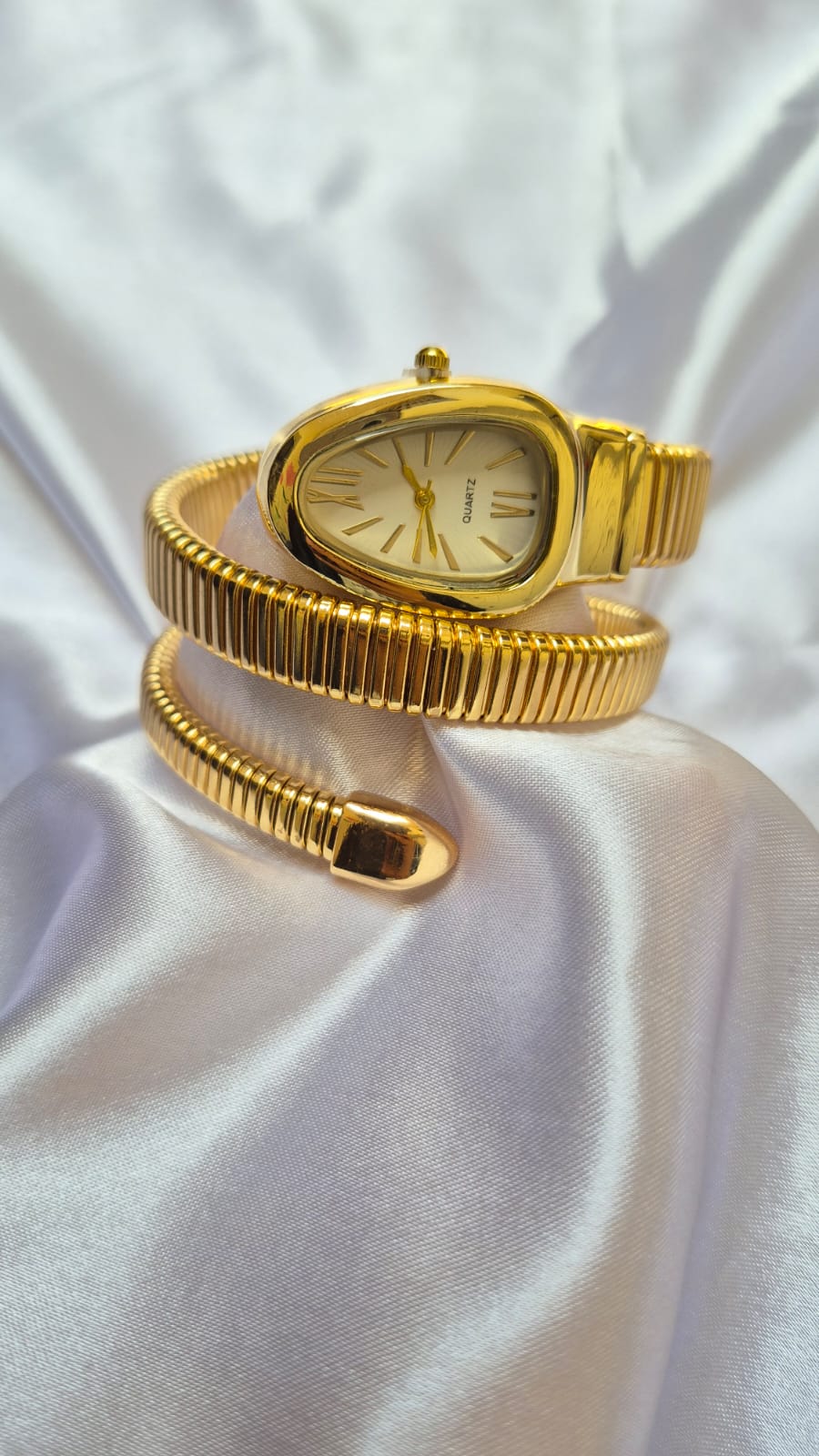 Serpentina Gold Watch